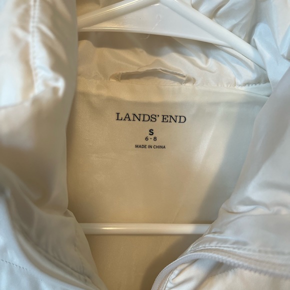 Never been worn Land’s End zipper front vest - Picture 2 of 3